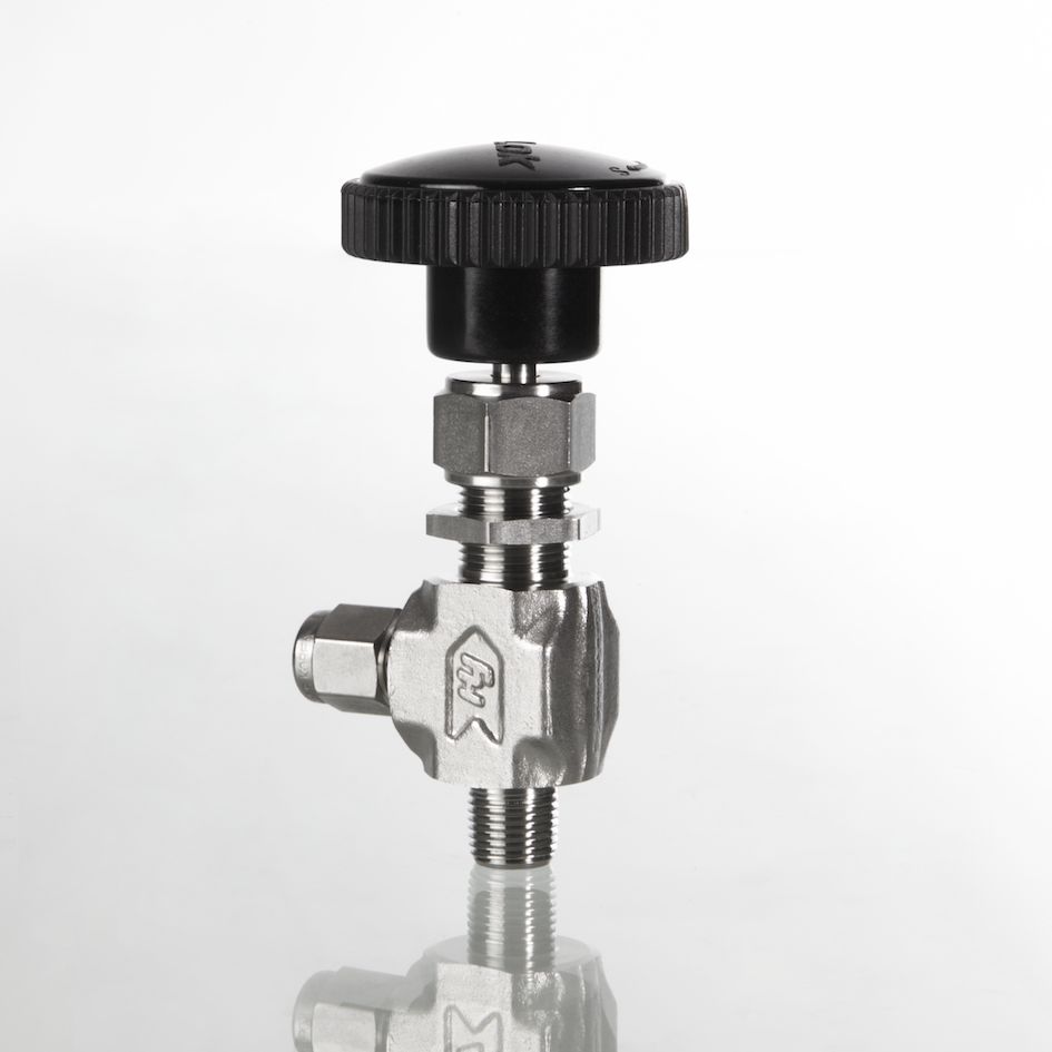 Gewinkeltes Nadelventil, Edelstahl, NV-Serie, max.: 340 bar, PTFE, 2mm Bohrung, Eingang  1/8"NPT AG, Ausgang 1/8"Klemmring,